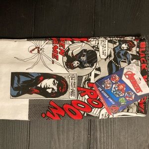 Black widow kitchen towel set